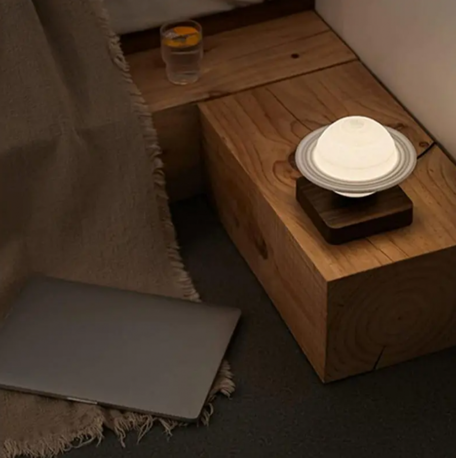 Floating Saturn Moon LED Lamp - Image 3